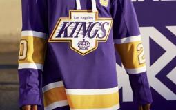 NHL reverse retro