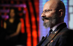 Giannino Co-hosts