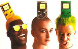 Gameboy Play It Loud colours