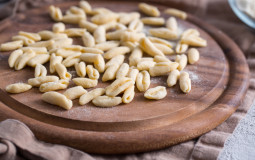 Who in mafia would I trust with my family's pasta recipe