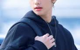 Kpop Airport Fashion